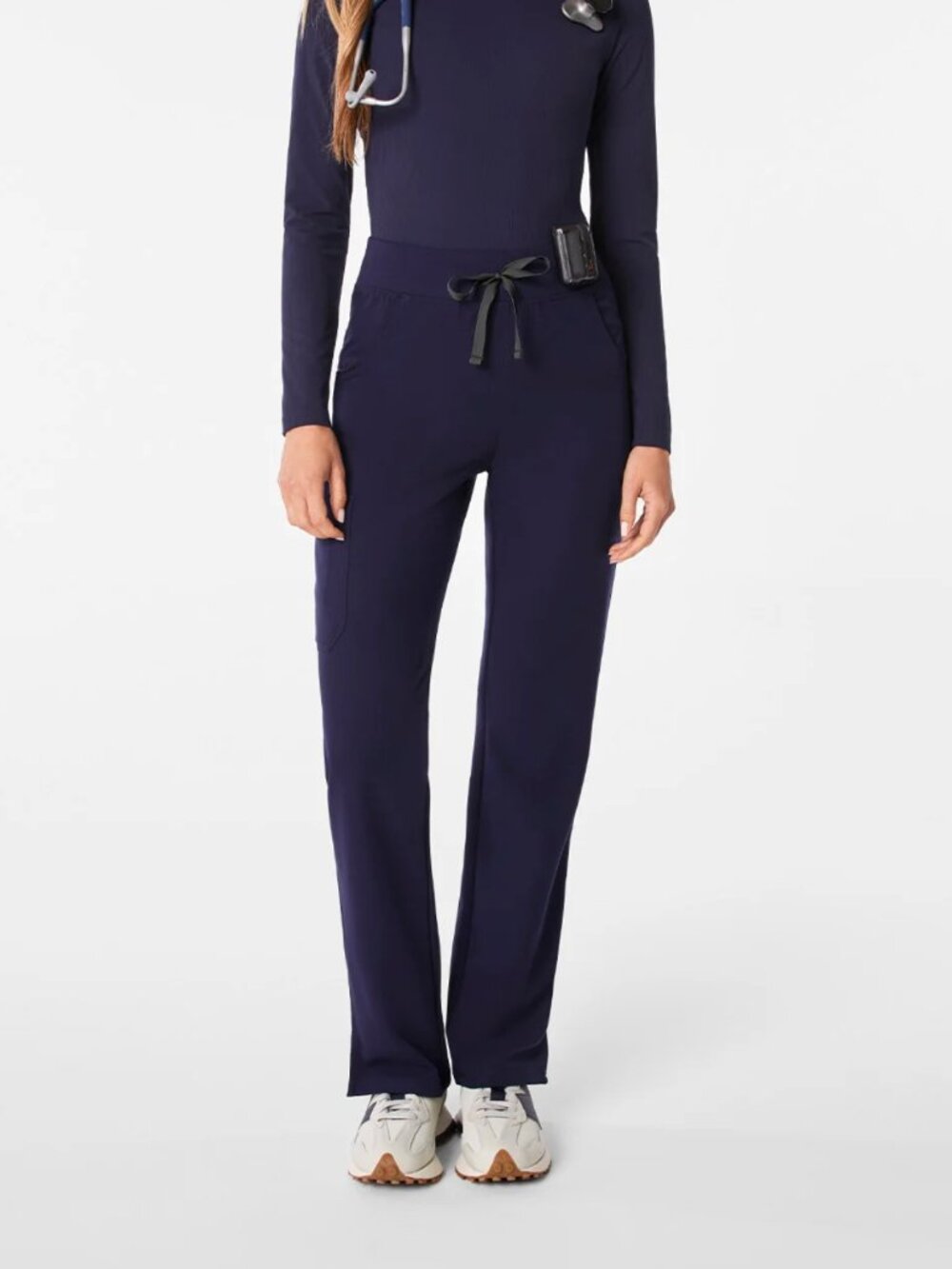 Figs Women's Straight Leg Scrub Pants in Navy